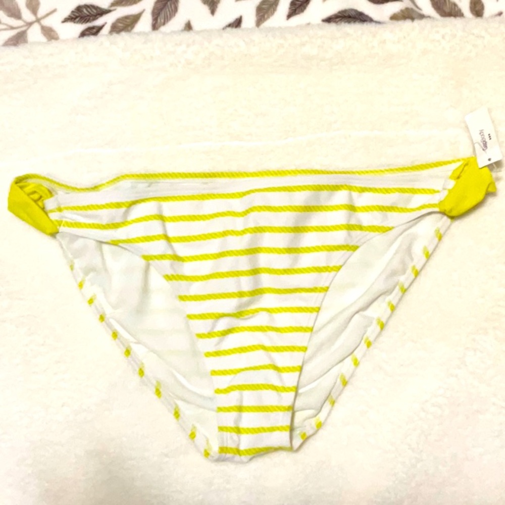 Bikini bottom; never worn